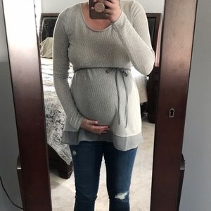 Oh Baby by Motherhood - light weight tie sweater!